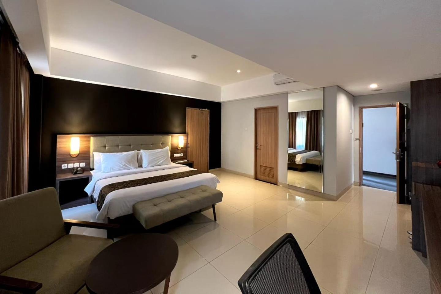 Hotel Jatiluhur Valley Purwakarta