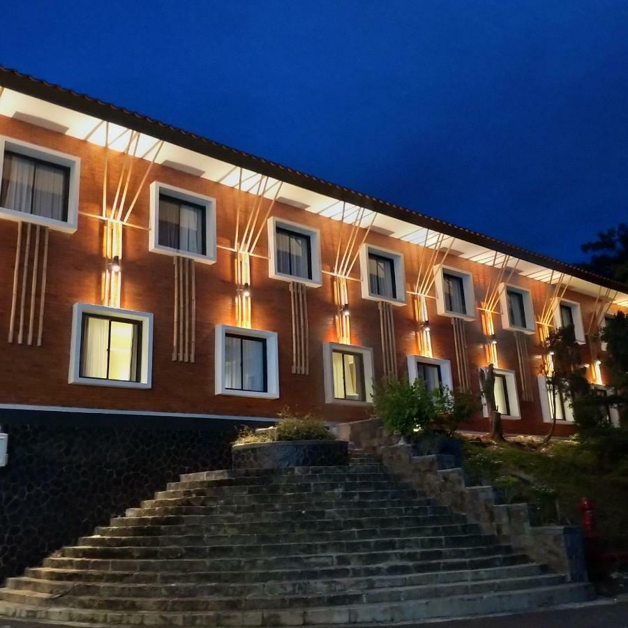 Hotel Jatiluhur Valley Purwakarta